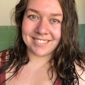 Meet your Posher, Alison